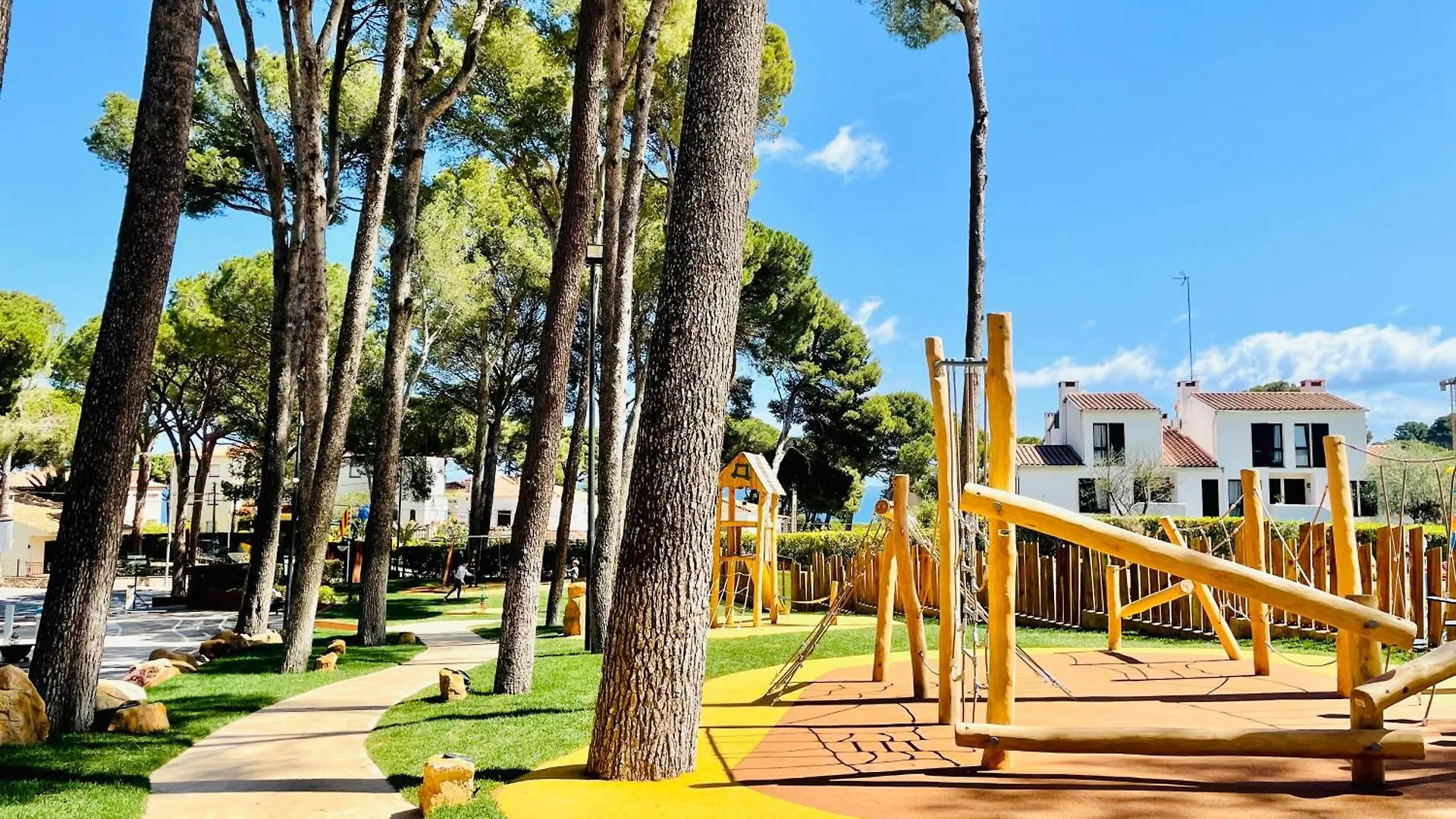 Interpals Eco Resort 4*, Pals