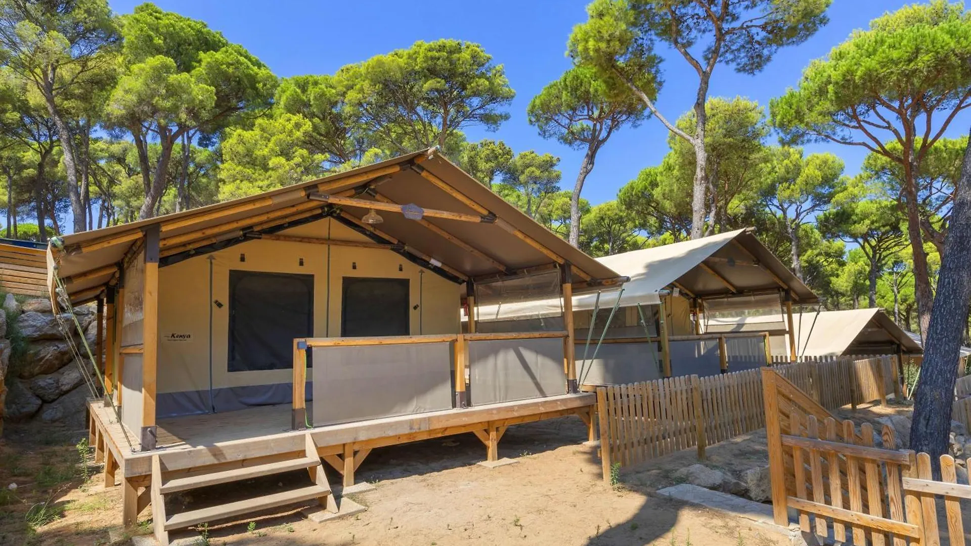 Interpals Eco Resort 4*, Pals